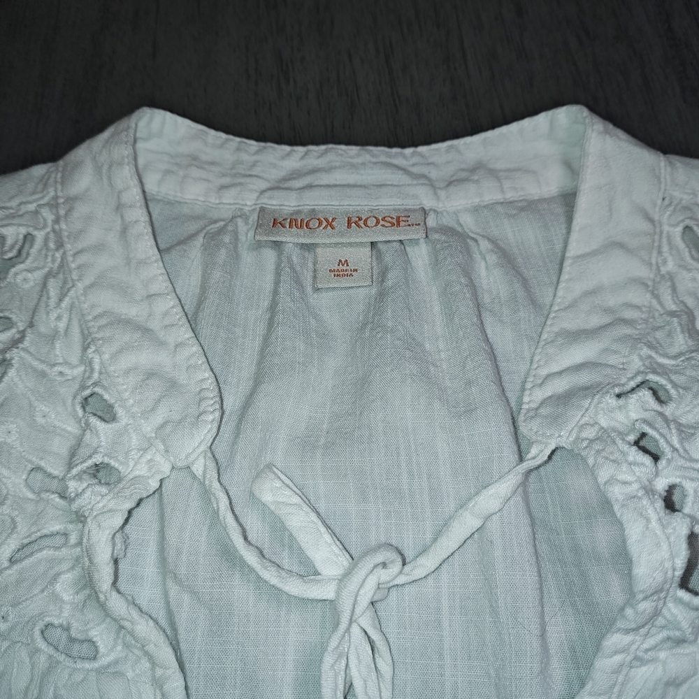 Knox Rose  Woman Top,  White In Color With Tassels , Size Medium - Picture 3 of 4